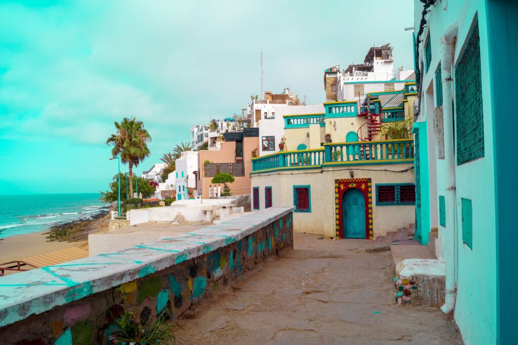 Village De Pêcheurs De Taghazout: Distribution De 415 Moteurs Pour Les Barques Artisanales De Souss-massa Et Guelmim-oued Noun